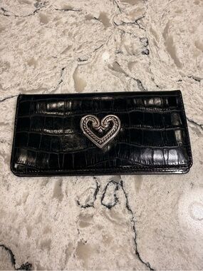 Brighton Black Leather Checkbook With Silver Tone Hardware